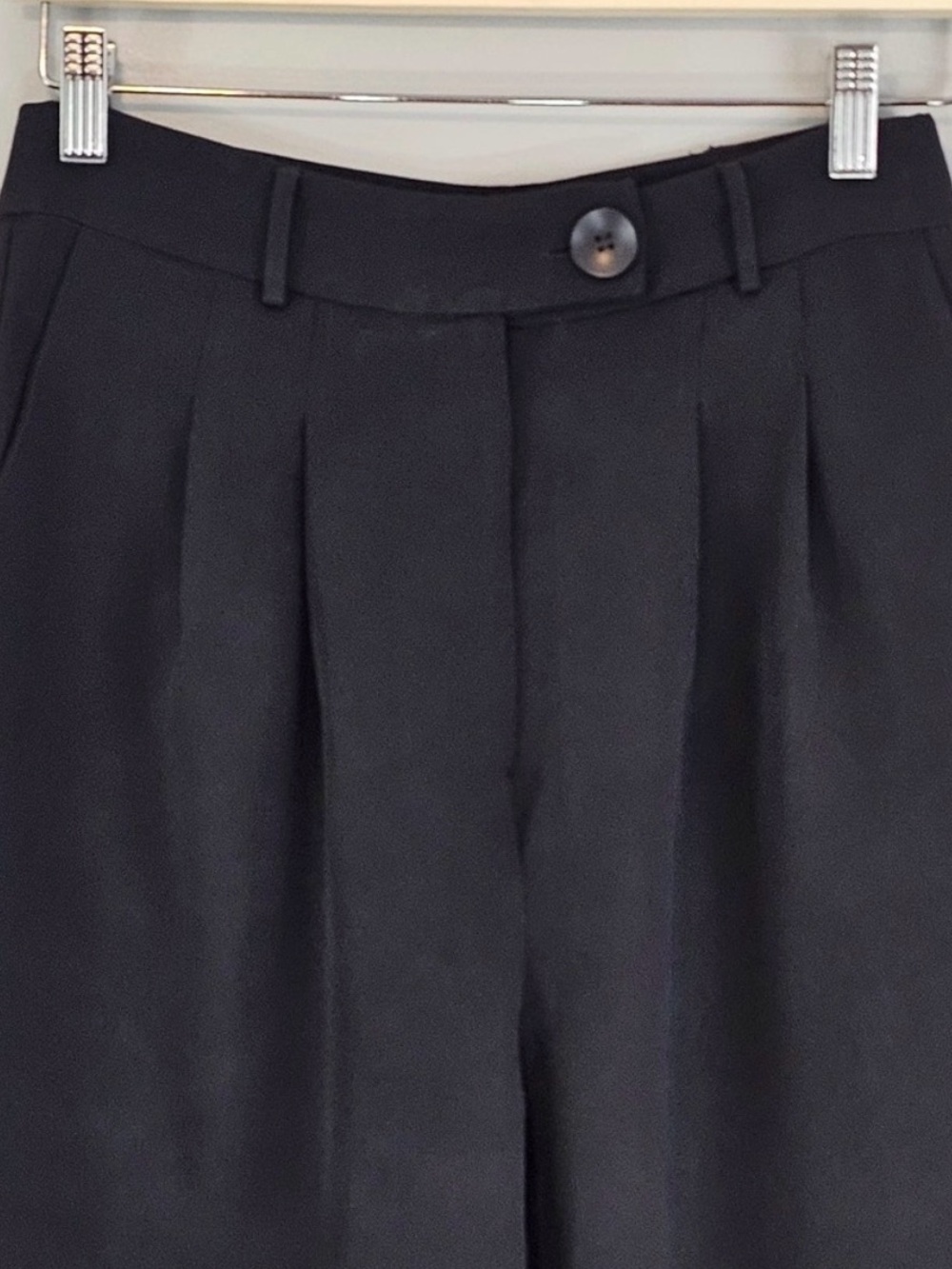 WHITE FOX Press Pause Black Wide Leg Split Hem Pants Size Medium NWT - Picture 3 of 12